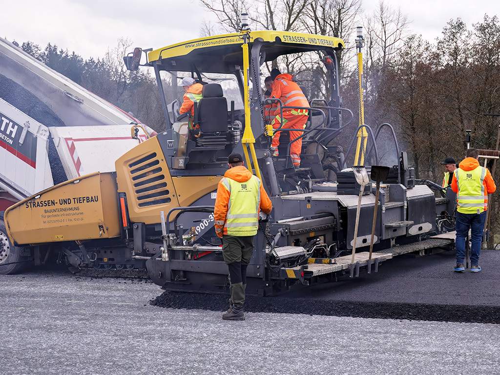 Trimble Roadworks: 14 cm Tragschicht - kein Problem