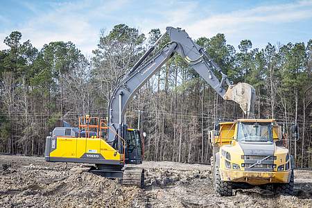 Earthworks Bagger