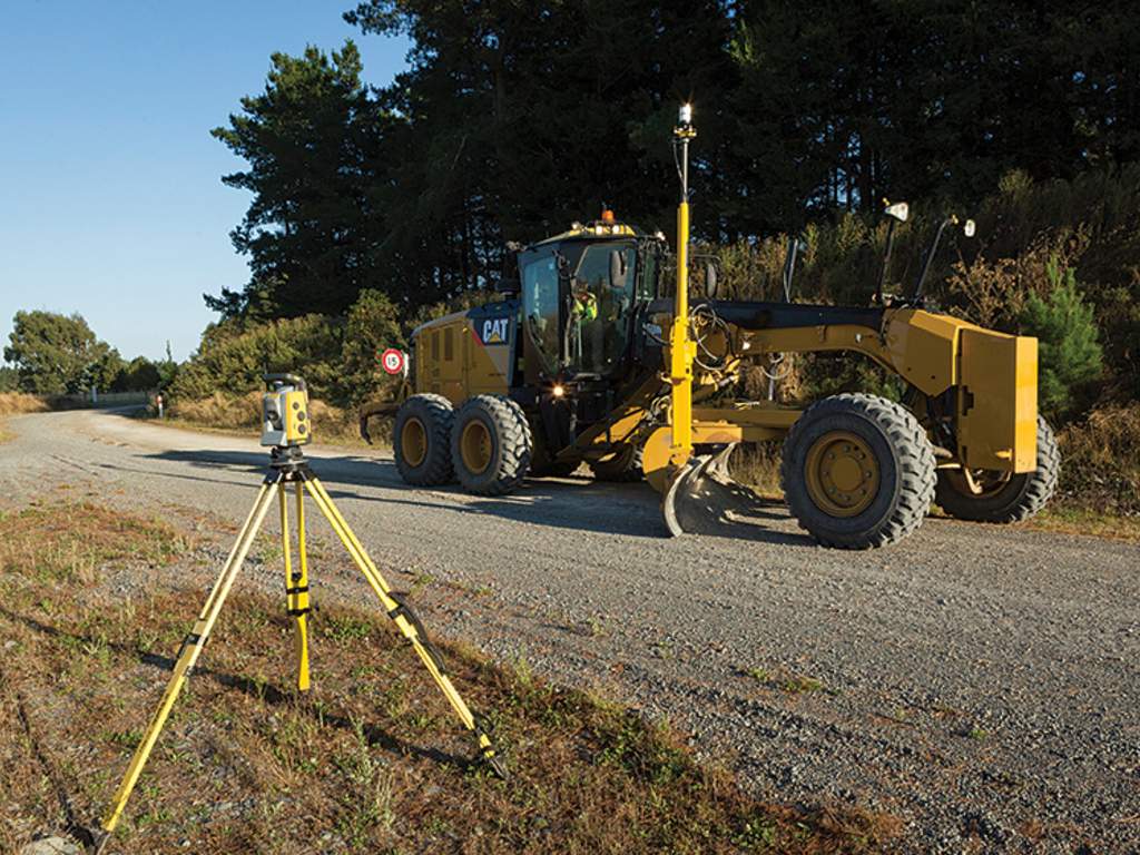 Trimble Earthworks für Grader mit UTS-Steuerung