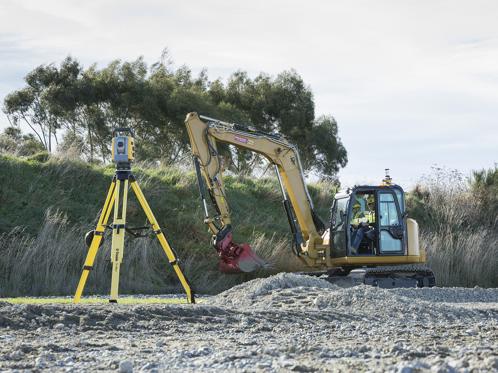 Minibagger mit Trimble Earthworks 3D-UTS