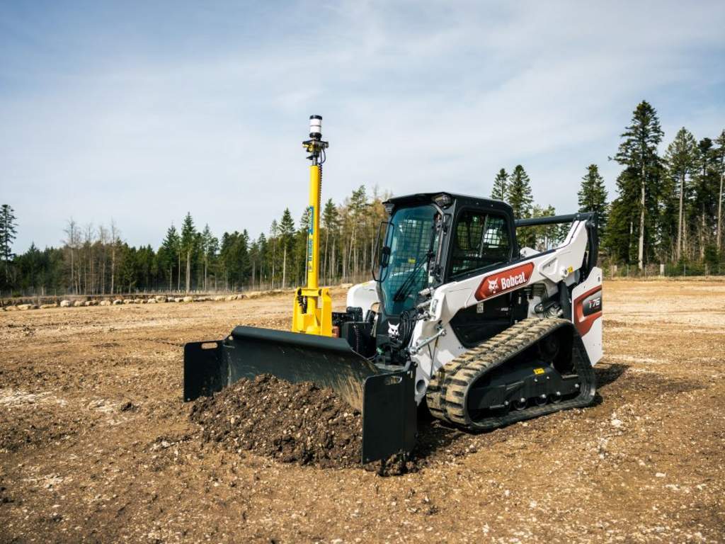 Bobcat 6-Wege-Schild mit Trimble Earthworks UTS-Konfiguration